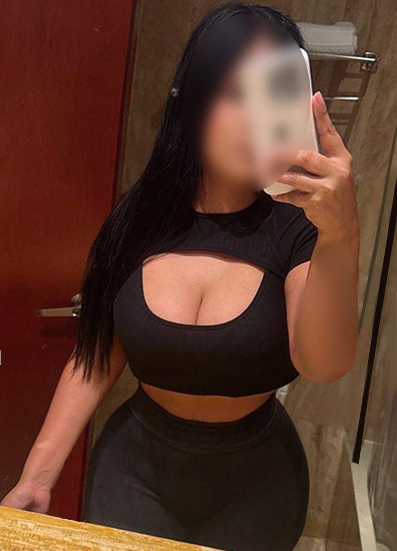 Lucero, kinesiologa venezolana muy guapa en Lince